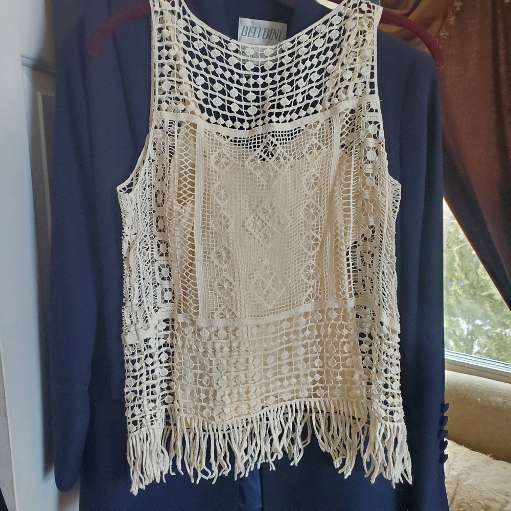 FRINGE LINED TANK TOP